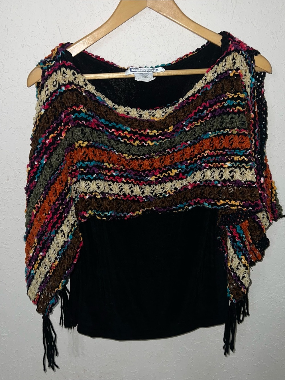 Vintage Kokomo USA Crochet Fringe Bell Sleeve Top Medium
Boho Goth Y2K Festival